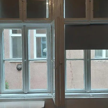 Marek 30 Budapeste